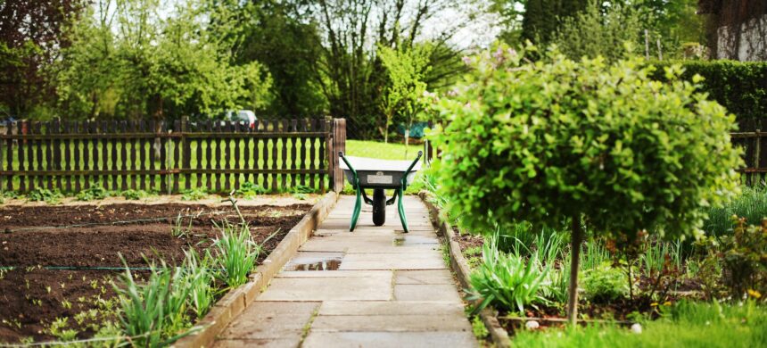 Pavimentare il vialetto del giardino